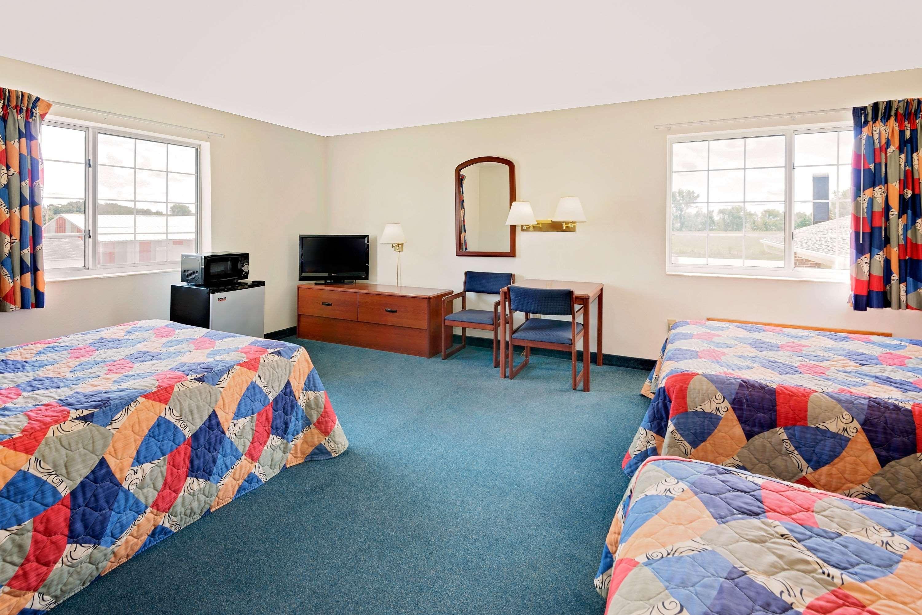 Hotel Super 8 By Wyndham Emmetsburg Extérieur photo
